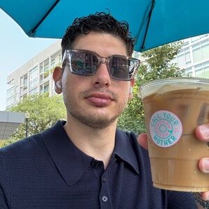 Meet your Posher, Henry